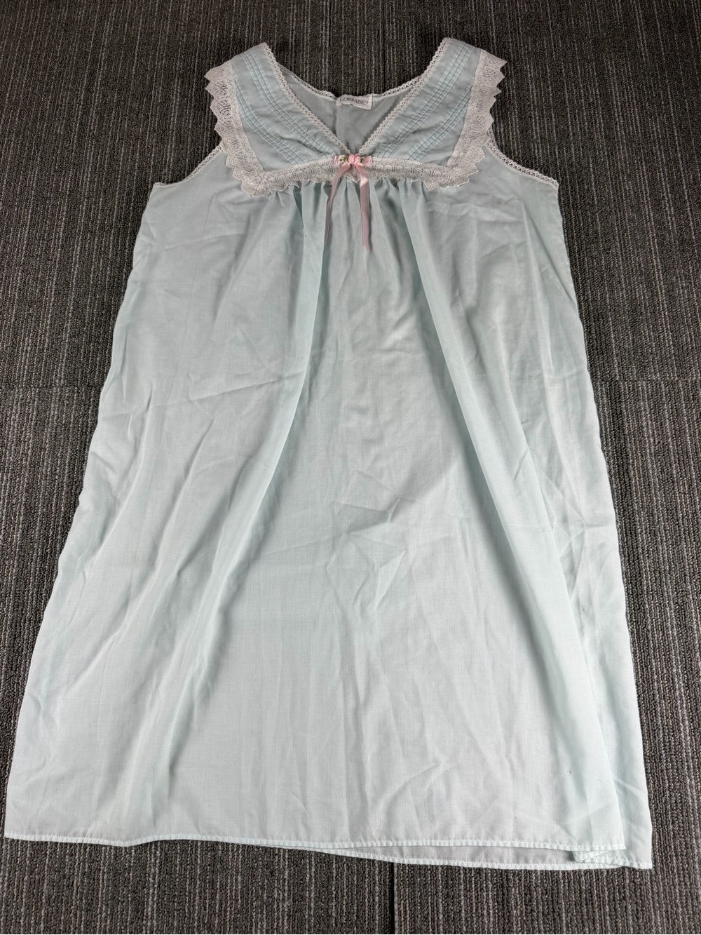 Lorraine Delicate Light Blue Lace-Trim Sleep Chemise with Pink Bow Size M